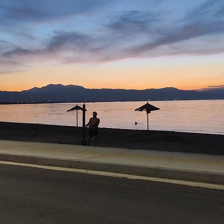 Sun, Sea, And Sand-Only 20 Footsteps To The Beach Corinth Екстер'єр фото